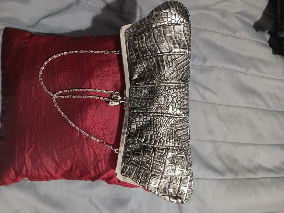 Bolsa toilete pratiada