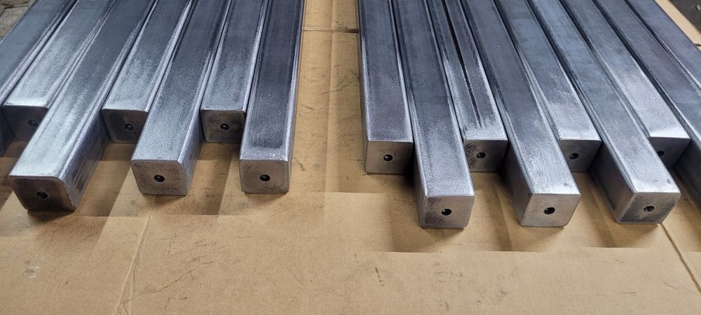 Słupki Balustradowe Systemowe Proste i Naboczne