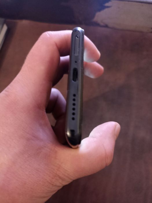 Xiaomi 11T 8/128 ГБ в отличном состоянии