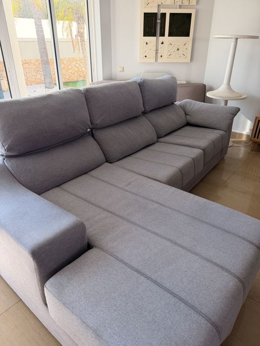2 sofas chaise longue