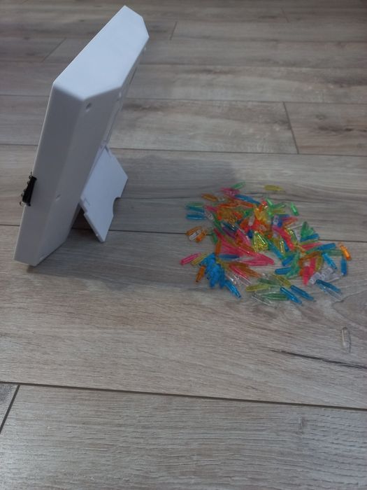 Електронна мозаїка від Hasbro на батарейках