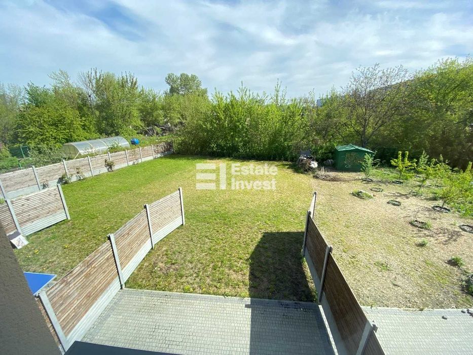 Продам таунхаус за адресою: пров. Дунаєвського, 1Б