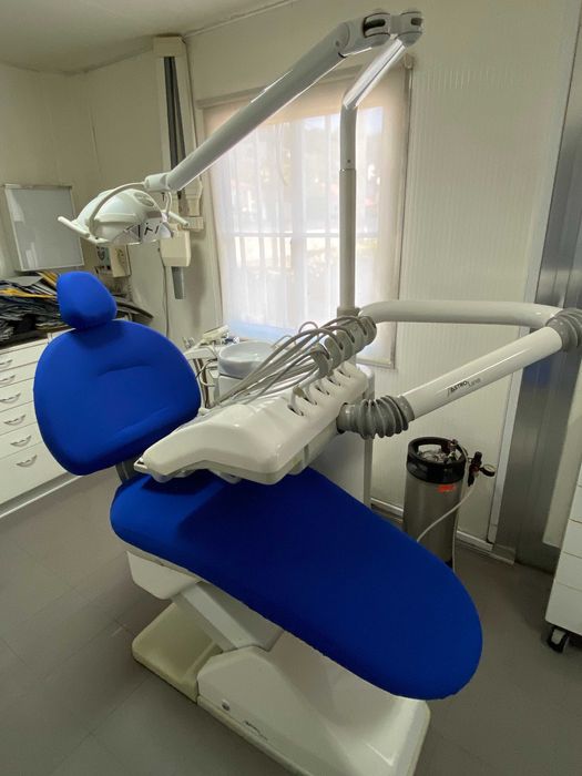 Vendo 2 cadeiras da marca FEDESA.