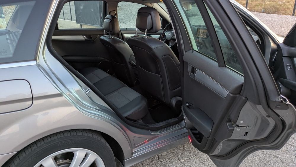 Mercedes Benz c220