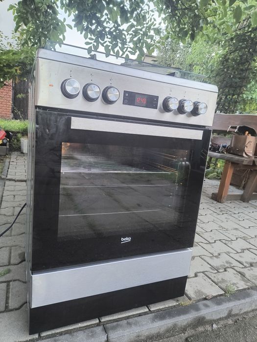 Piekarnik firmy Beko - Sprawny i gotowy do użytkowania