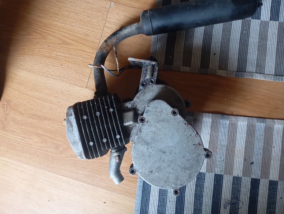 Vendo motor a gasolina para bicicleta