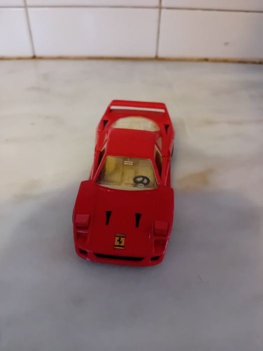 Ferrari F40 Miniature, Scale 1:43
