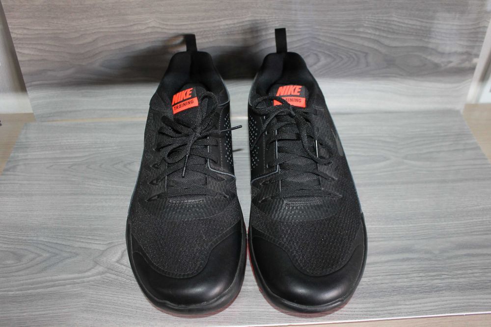 Кросівки Nike Legend 45.5 розмір