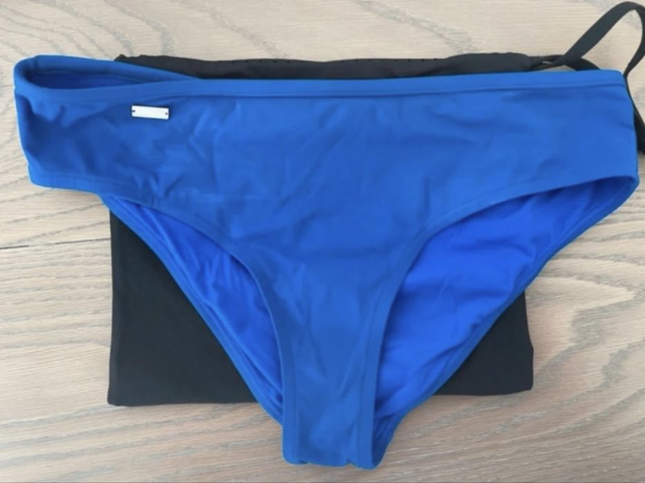 Fendi bikini size 40 IT / 36 EU