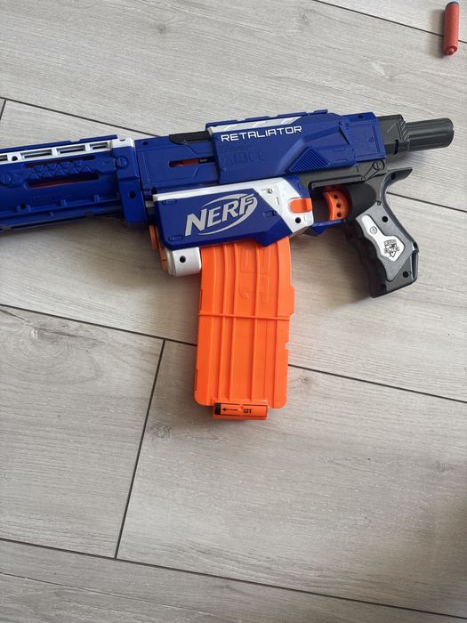 Nerf зброя retaliator