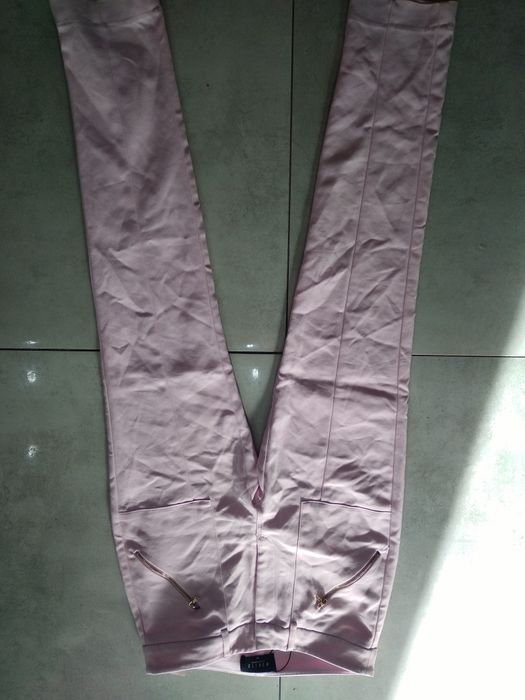 Cudne spodnie MOHITO rozmiar XS/S Pas 72cm