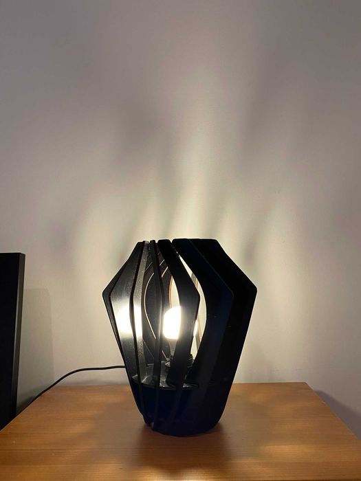 Candeeiro de tecto ou mesa BOMERANGO SPIN S mdf lacado preto