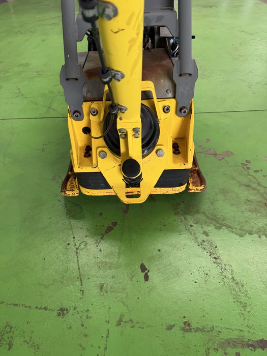 Placa Vibratoria 380 Kg wacker  Neuson