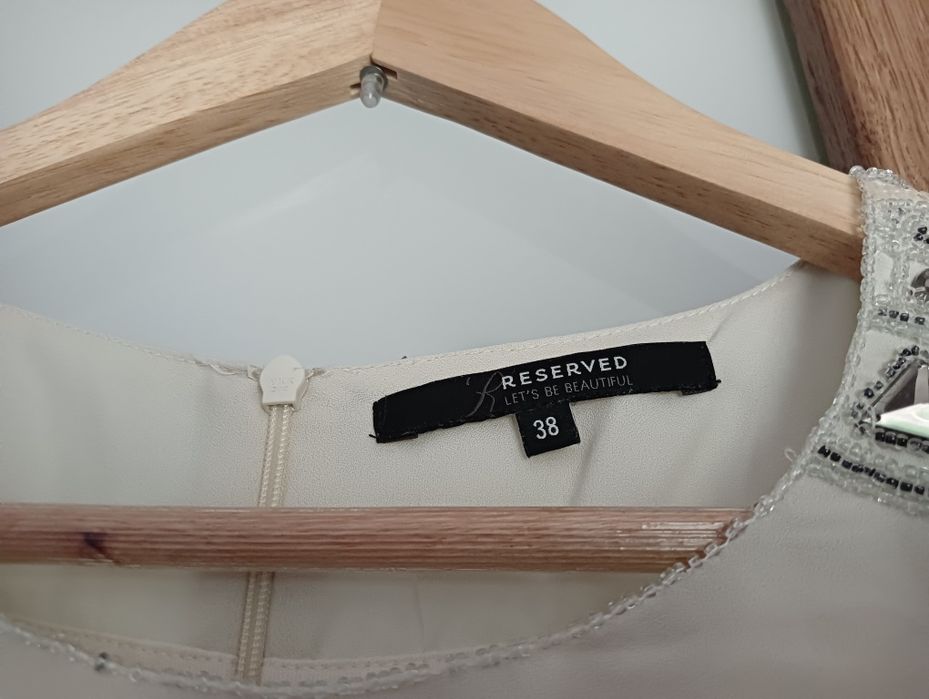 Sukienka Reserved