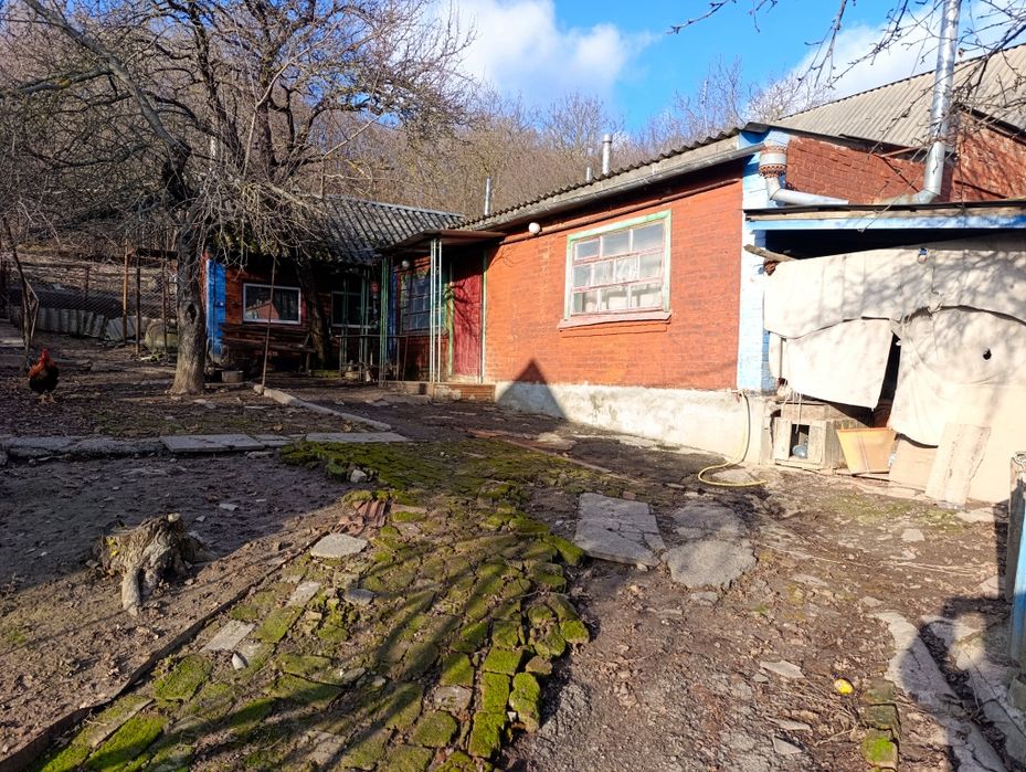 Цегляний будинок 4 кімнати вул.Поділ