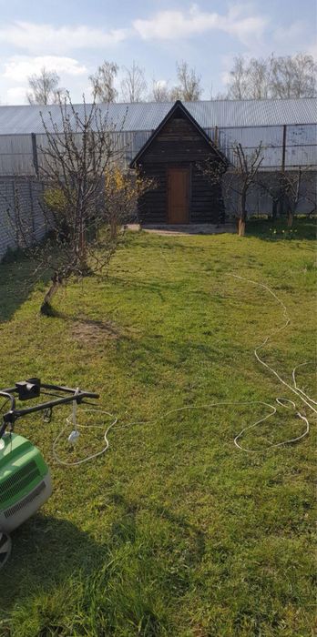 Продам земельну ділянку з фундаментом Кожухівка Фастівський рацон.
