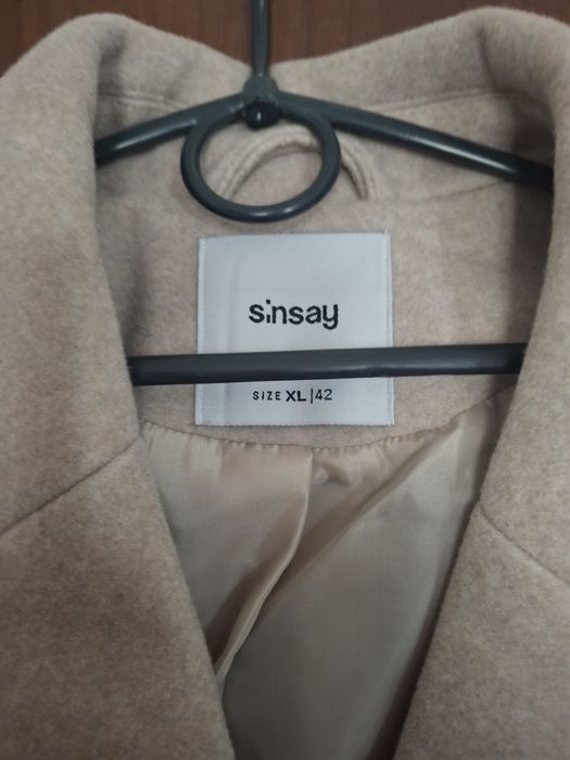 Продам пальто довге