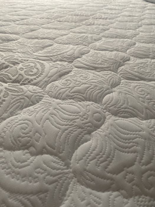 Новенький матрац Matrolux Grog розміром 140х190 см