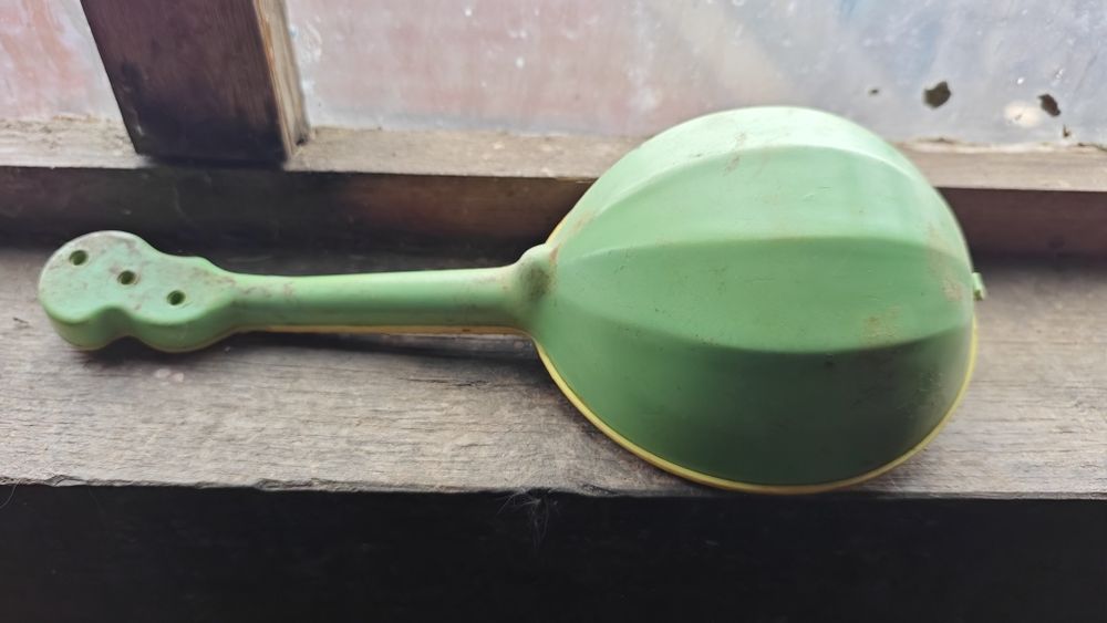 Балалайка гитара для детей музыкальный инструмент ссср