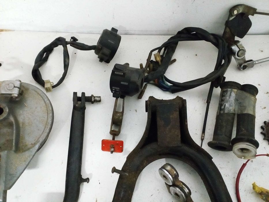 Daelim vc 125 custom części podnóżek przełącznik instalacja rozrusznik