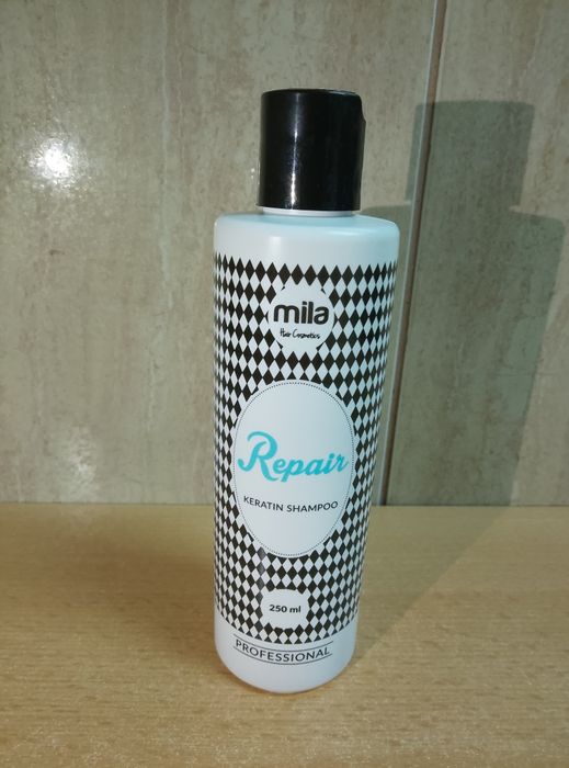 Szampon odbudowujący z keratyną MILA 250 ml - 10 sztuk