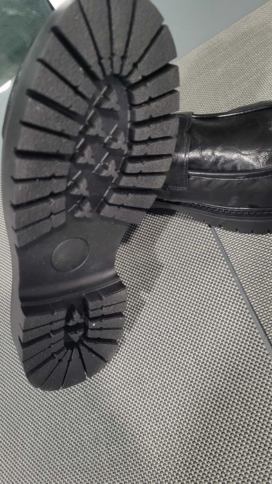 Sapatos pretos para homem