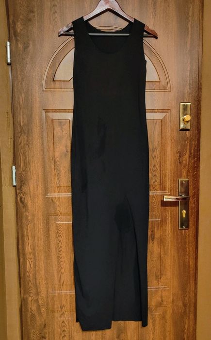 Elegancka czarna sukienka maxi rozcięcie na nogę sexi Wassyl M L
