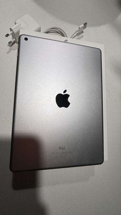 Ipad 9,7 2018р 6th 4/32 gb, без ремонтів