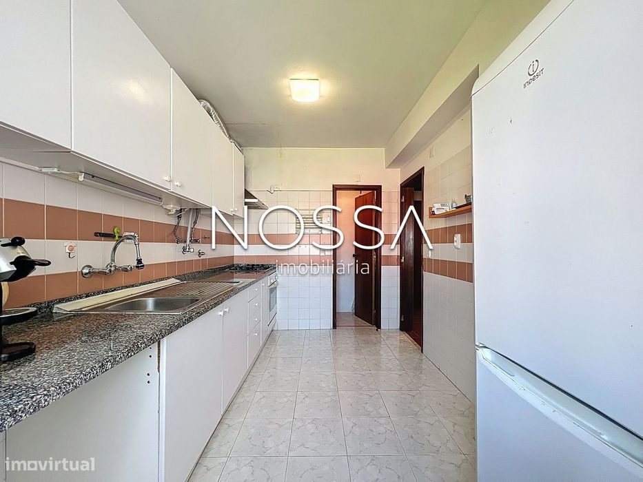 Apartamento T3 na Urb. Quinta das Serralheiras - Algueirão