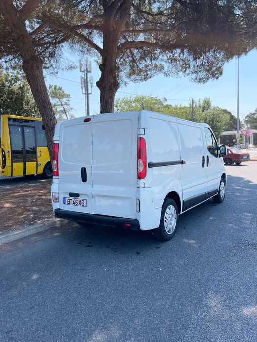 Renault trafic 2.0 dci