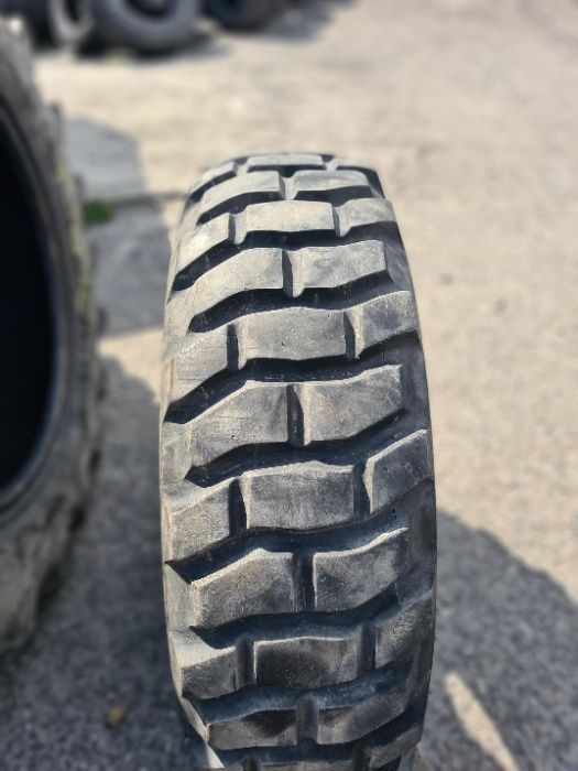 Opona 12.5r20 używana 335/80r20 przemysłowa DUNLOP SP PG7