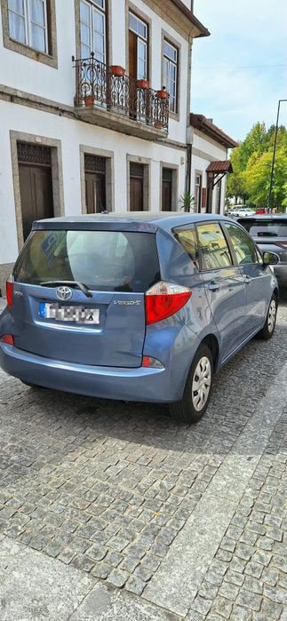 Toyota verso-s Full Extras Excelente estado