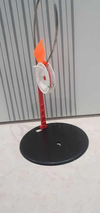 Жерлица рыболовная  оснащенная стопором хорошее каче