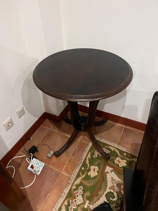 Vendo móveis antigos