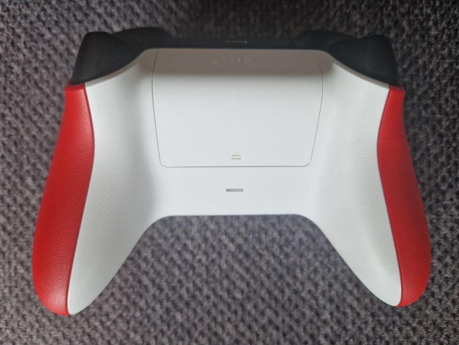 Microsoft Pulse Red Xbox Series X|S/PC Controller64170841662595122