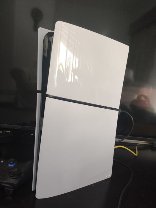 Ps5 Slim com 1Tb armazenamento