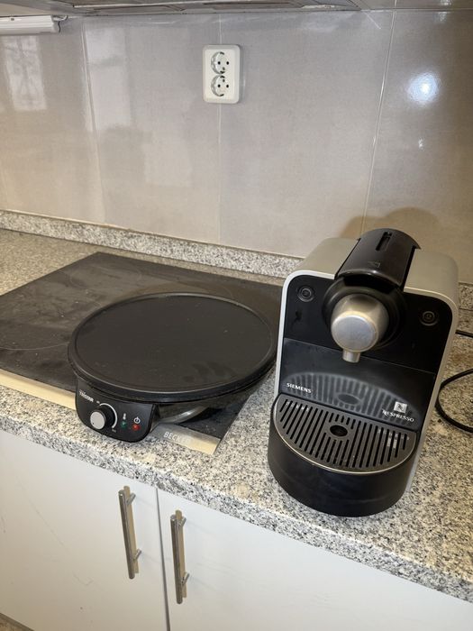 Maquina de Cafe e Crepeira