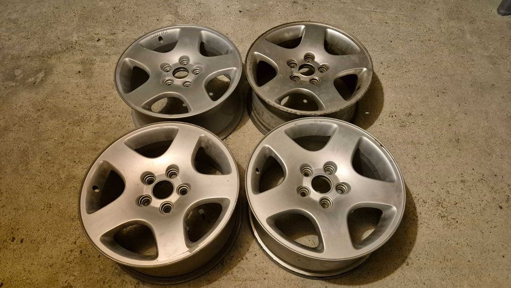 Jantes Originais SPORT AUDI 16" -5x112-ET45-7Jx16"- ref: 8D0.601025C