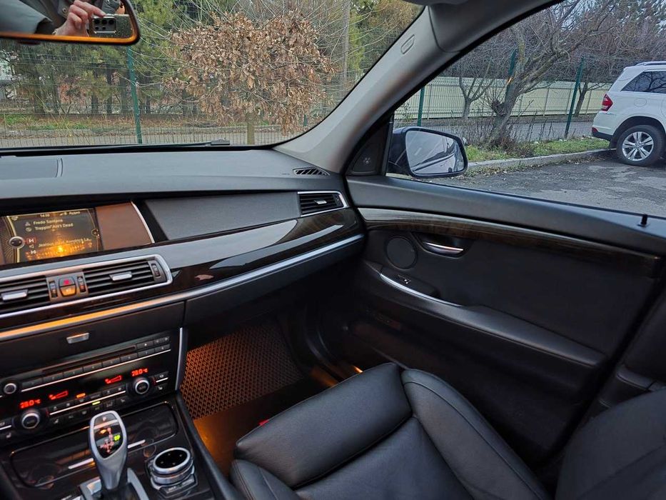 Продам  BMW 5 Series GT 2010. Можна в розстрочку, під викуп.