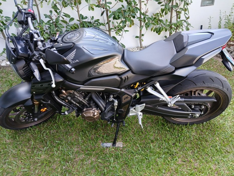 Honda CB650R 95 Cv (70 Kw) Full Extras