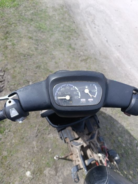 Продам скутер ямаха апріо