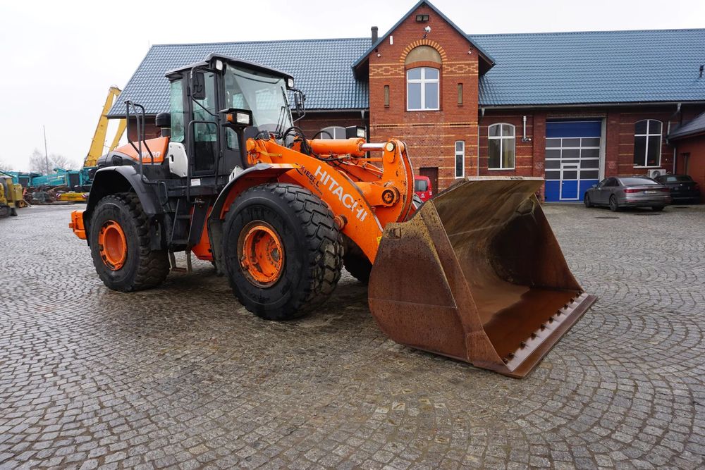 Hitachi ZW 220-5B  Waga Pfreundt, z Niemiec, Komatsu WA380