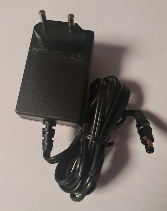 BSA-16-105 Transformer, Output 5V 2.4A64551264657666122