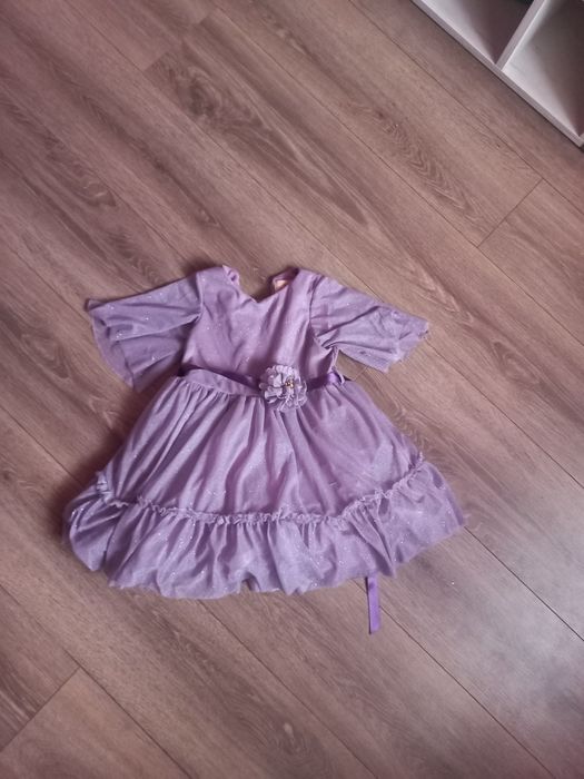 Нарядне плаття на дівчинку