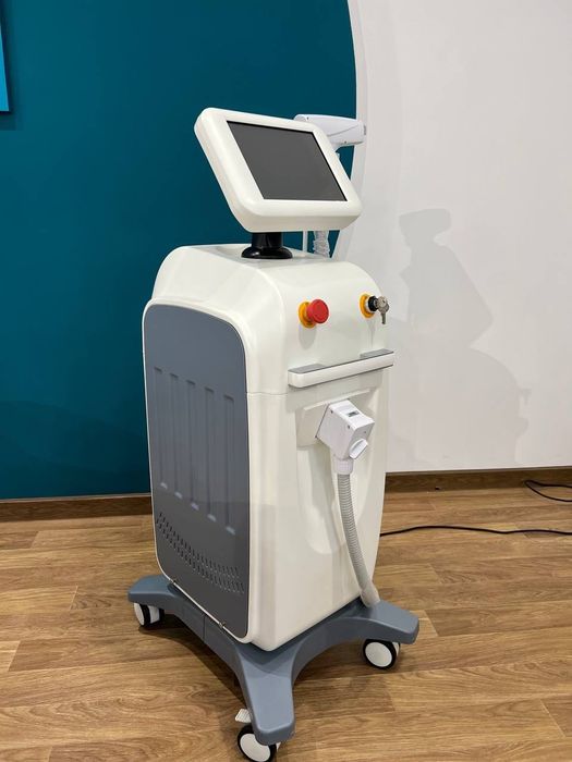 Діодний апарат для лазерної епіляції з гарантією заміни за 48 годин.