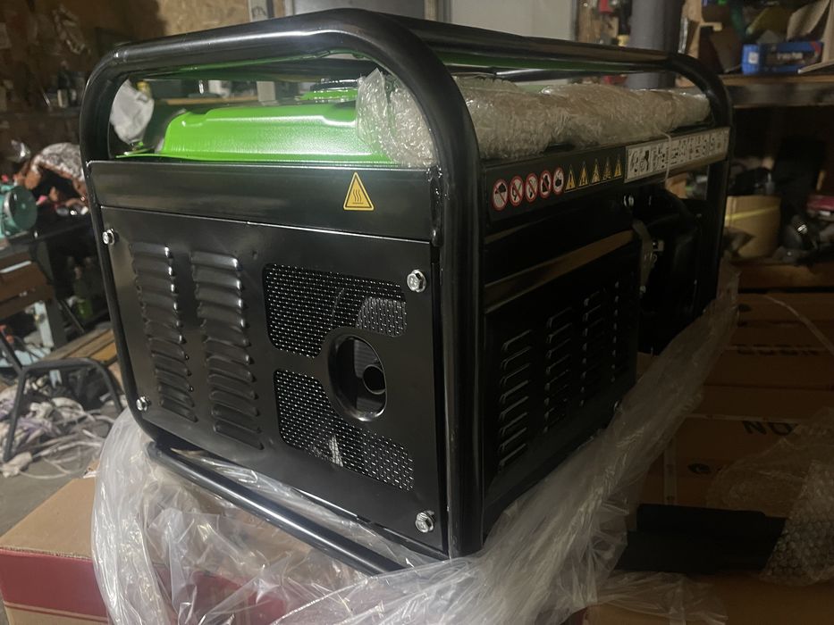 Продам генератор