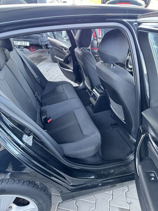 BMW 116d Sport Line Automático 116 cv 86 mil km 2016