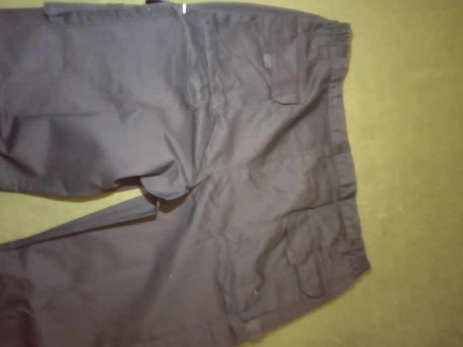 Продаю брюки рабочие,новые р-р 62