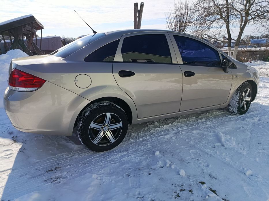 Продам Фіат Лінеа 1.4 бенз-турбо 33000км рідного!