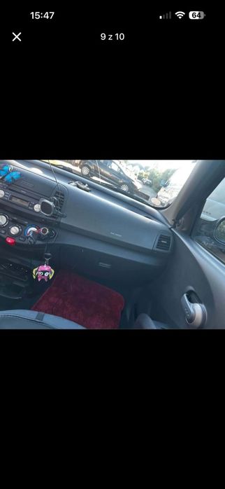 Sprzedaję Nissan mikro.